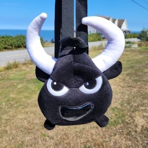 Jordi Nogues Bad Toro Plush Bull backpack bag - Black and White